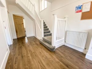 Photo 19- click for photo gallery